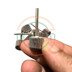 Nhám Trụ Carem 10x10x3mm
